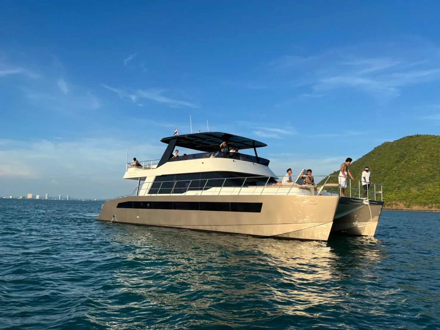 Elite, 60 ft motor yacht